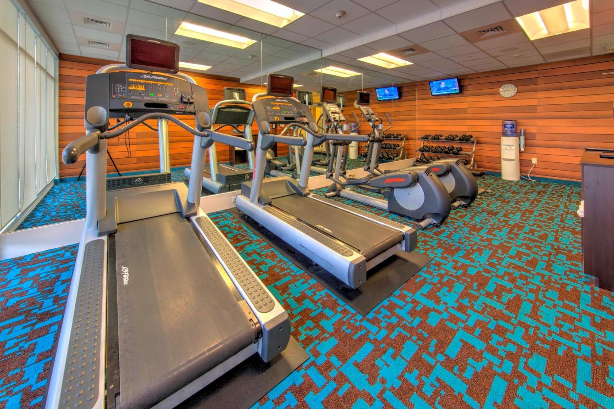 Fairfield Inn & Suites By Marriott Chincoteague Island Waterfront Exteriör bild