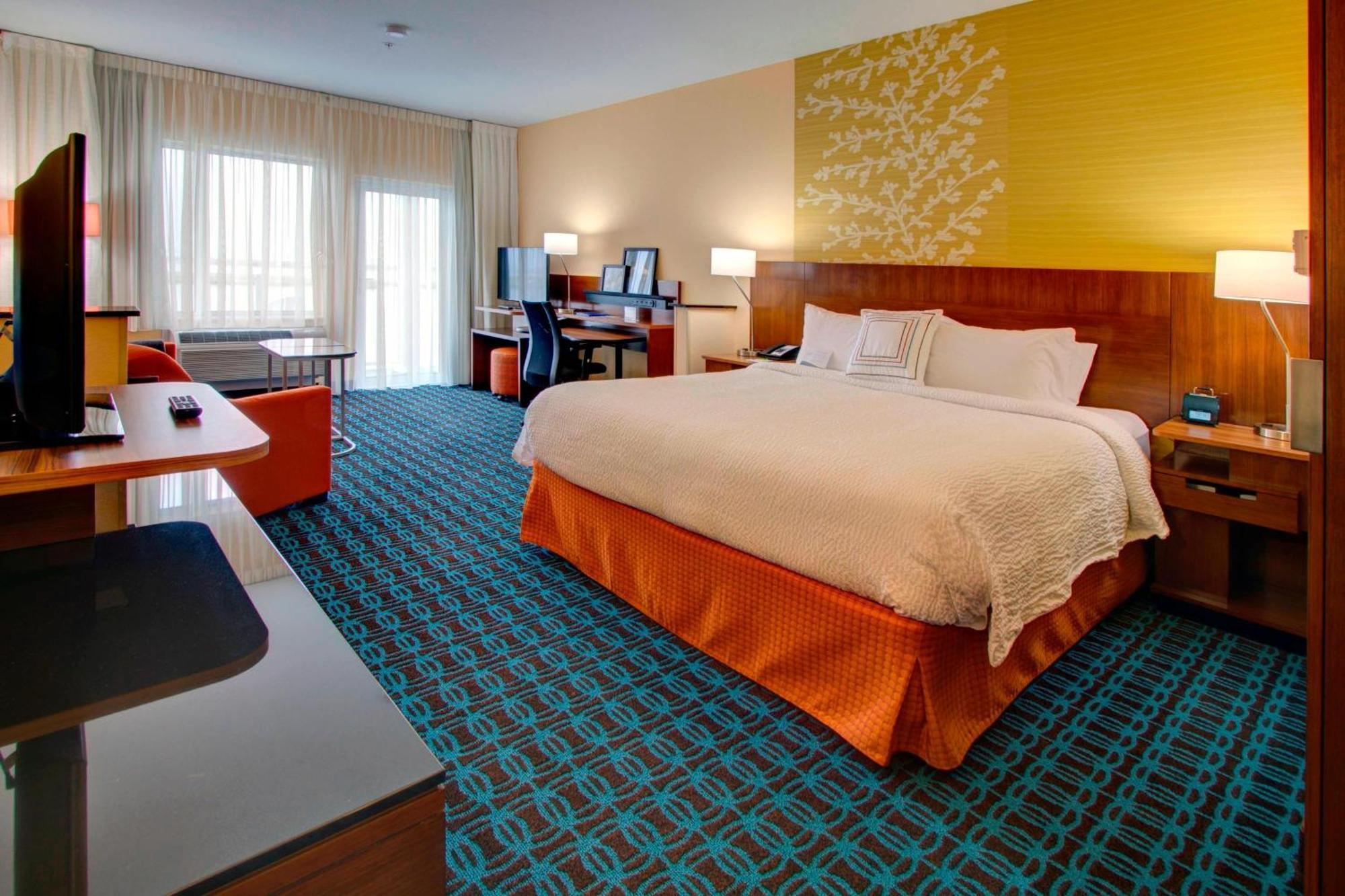 Fairfield Inn & Suites By Marriott Chincoteague Island Waterfront Exteriör bild